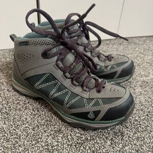 Vasque Women's Monolith Ultra Dry Waterproof Hiking Boots Green Purple Size 8M